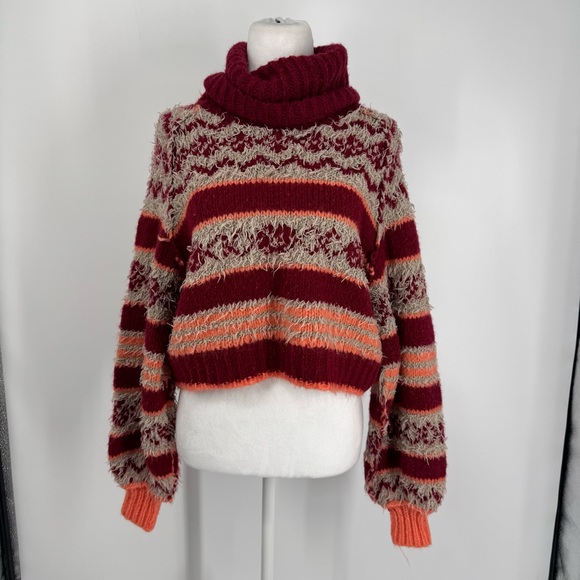 Free People Check Me Out Pullover in Holly Berry - Picture 4 of 12